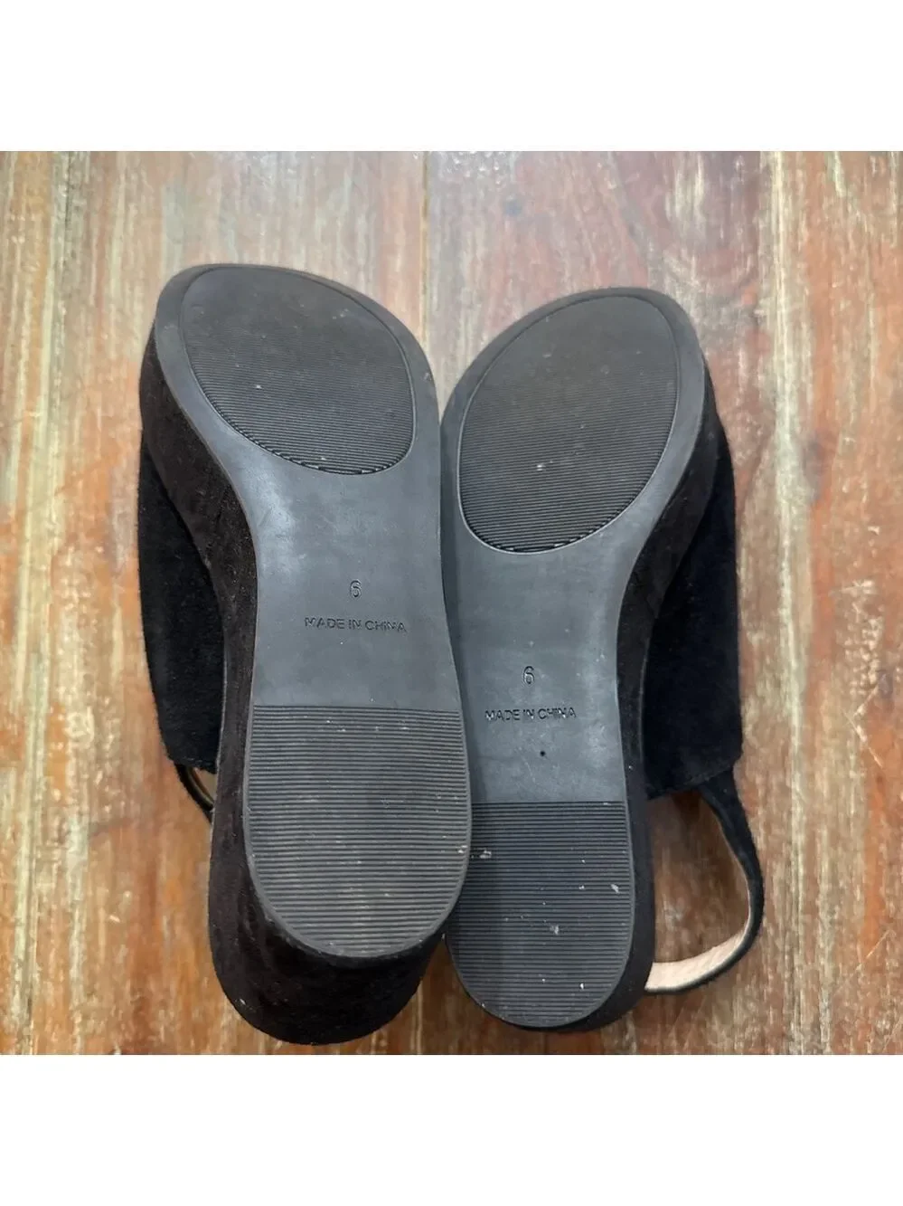 Crown & Ivy Black Suede Peep Toe Wedge Sandals Size 6